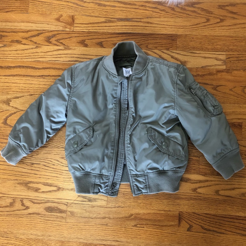 Gap Kids Boys Bomber Jacket size XS 4-5 years